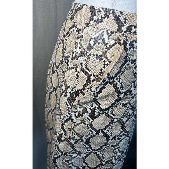 XLE THE LABEL Womens SMALL Mini Skirt Zip Front Snake Print FAUX LEATHER - Picture 5 of 16